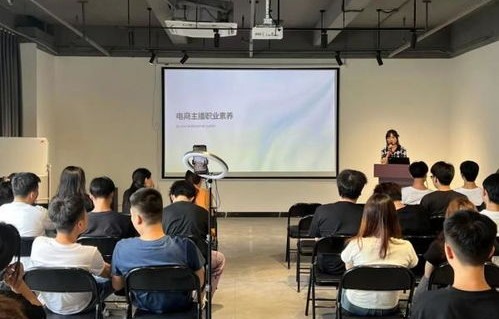 电子商务专业的学生面试